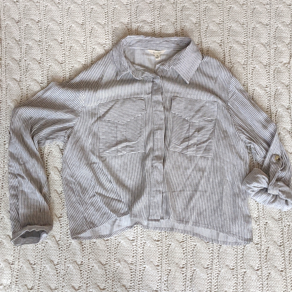 Sim & Sam Button Up Blouse